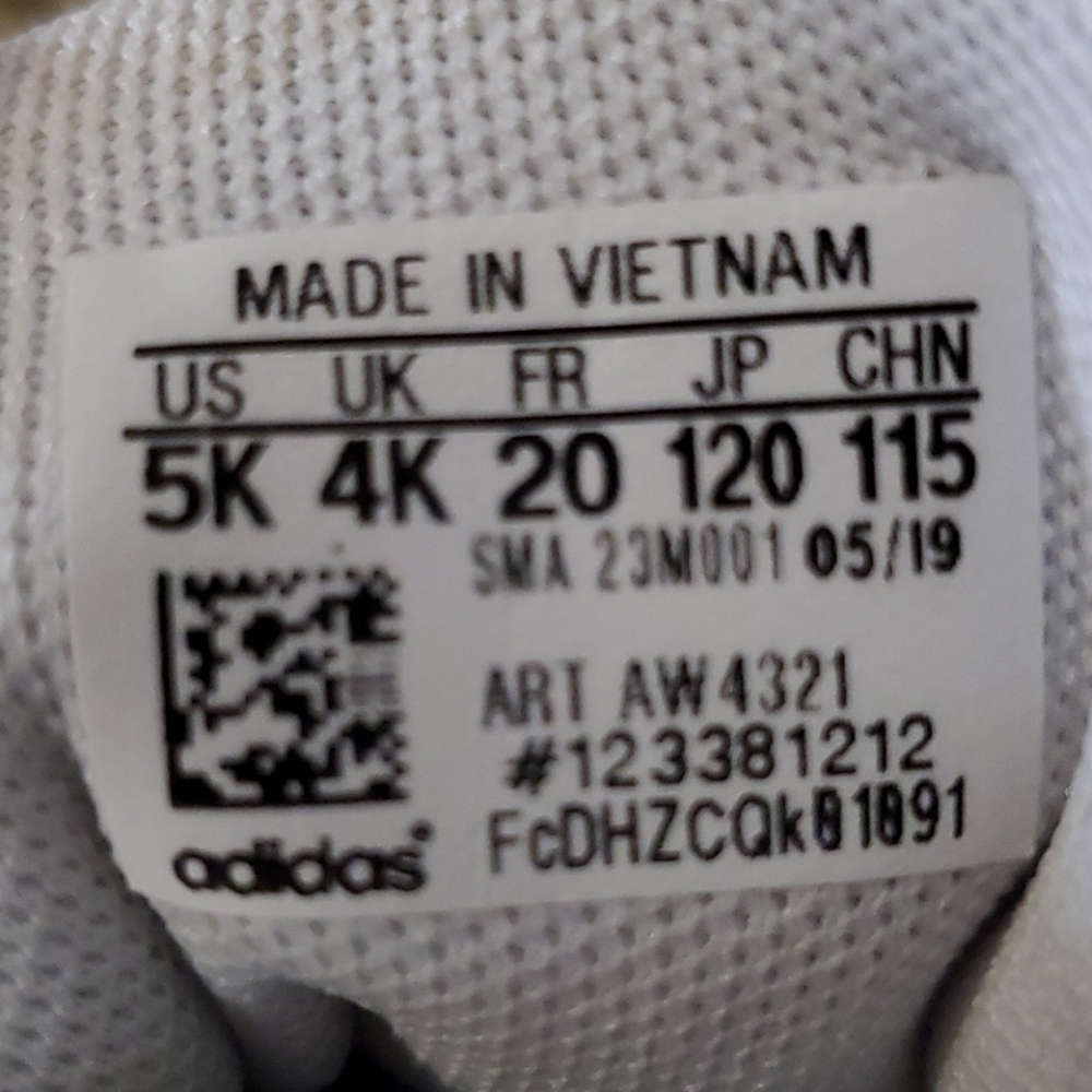 Adidas classic - Picture 4 of 4